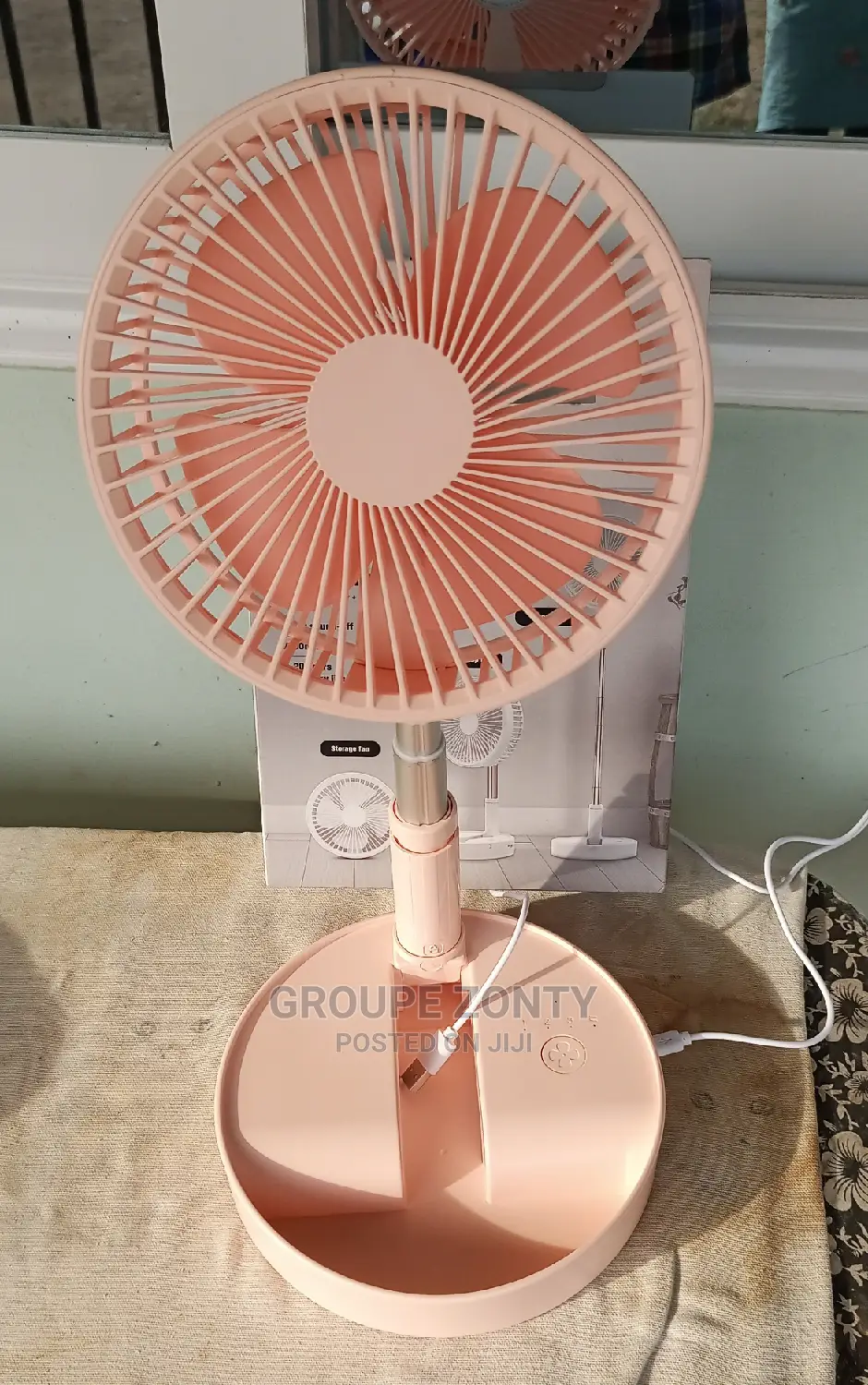 Mini Rechargeable Convertible Fan.