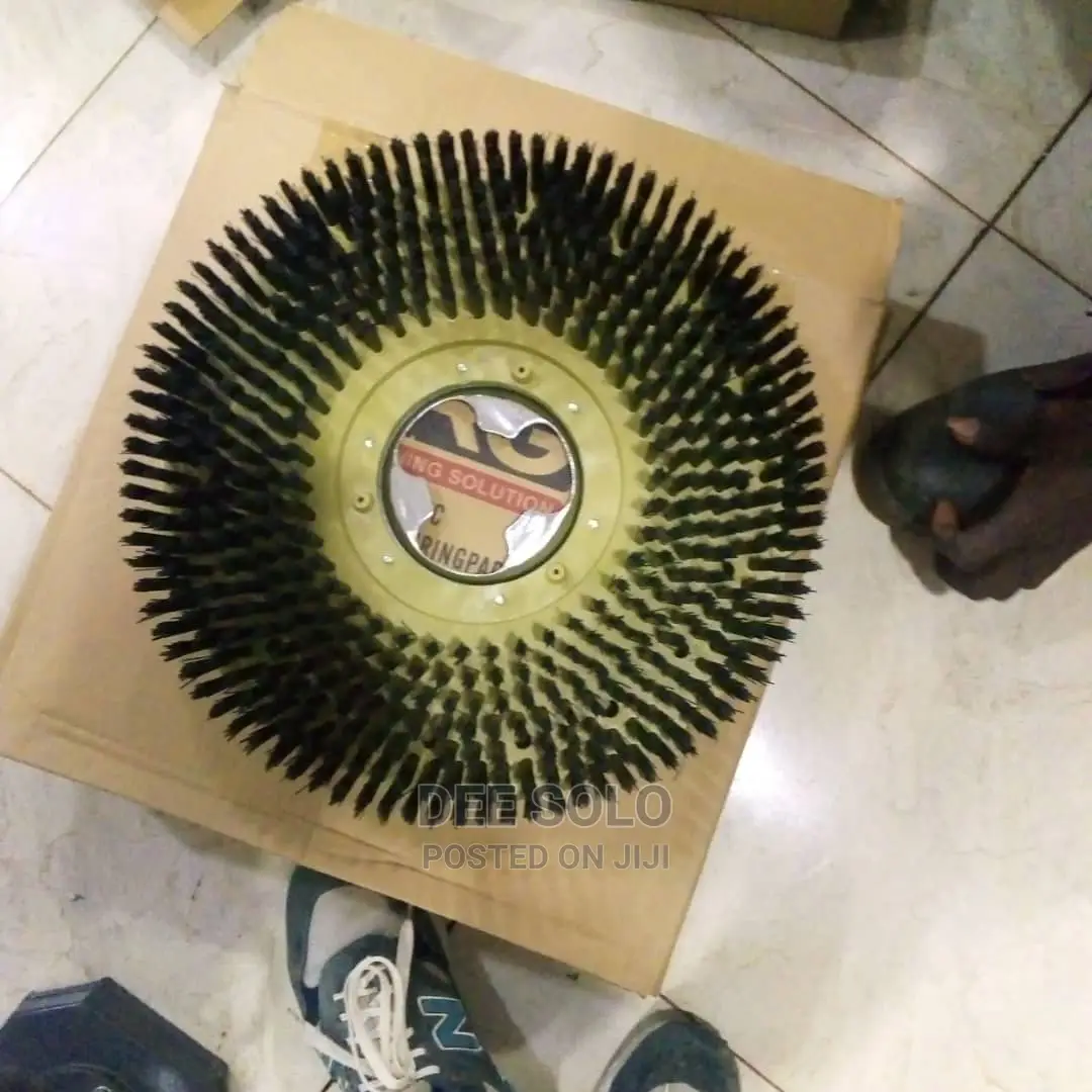 Floor Scrubbing Machine