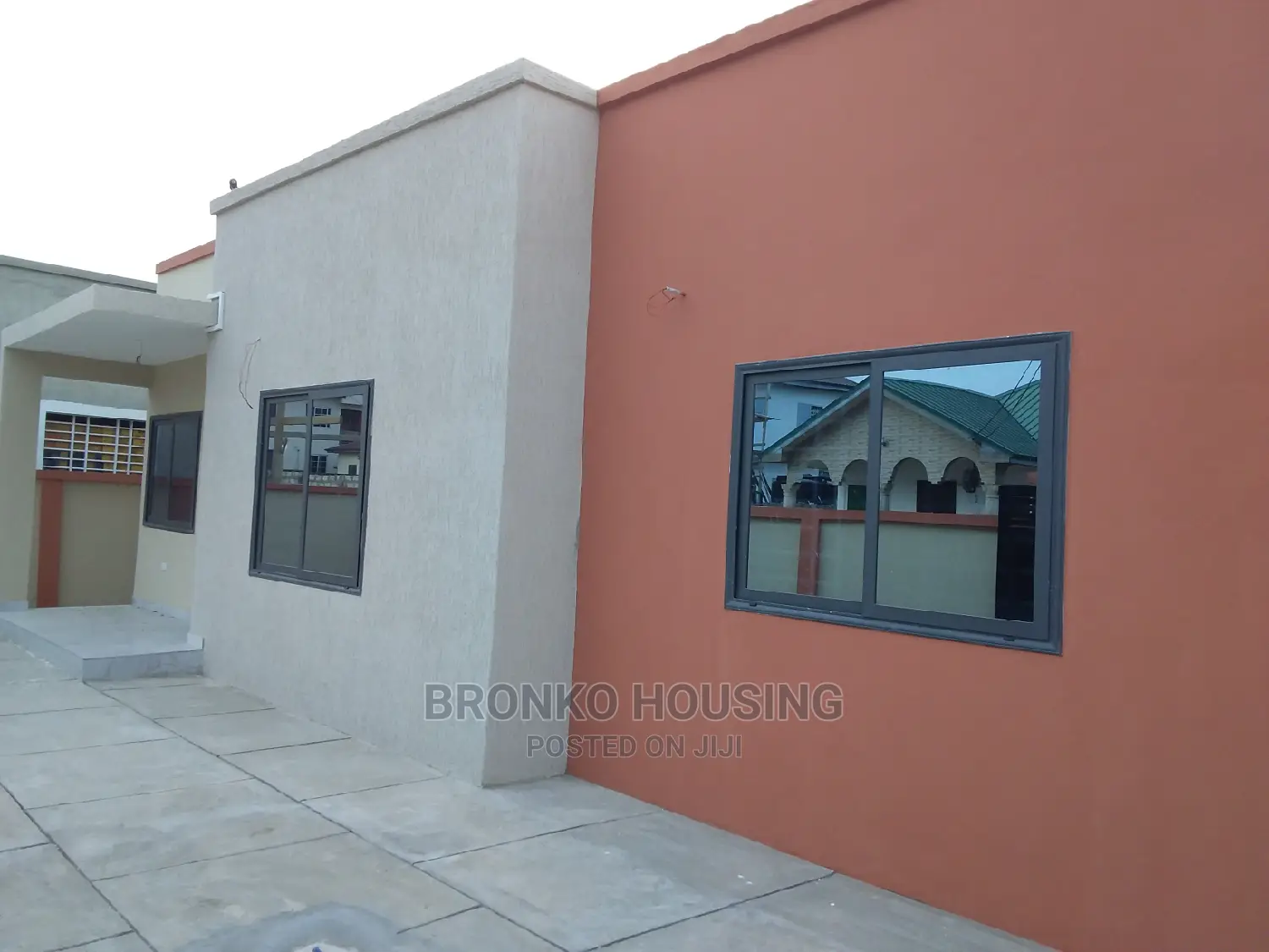 3bdrm House in Bronko Housing, Spintex for rent