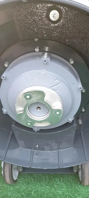 Floor Scrubbing Machine