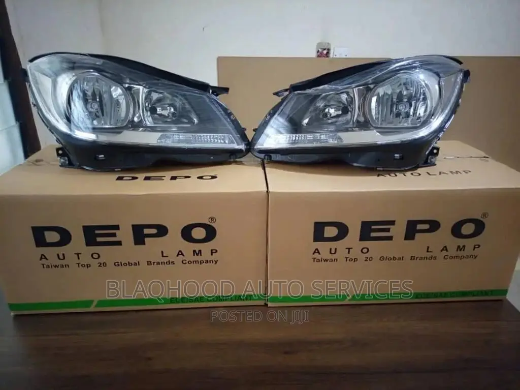 Mercedes Benz C250 Front HEADLIGHT Pair Available