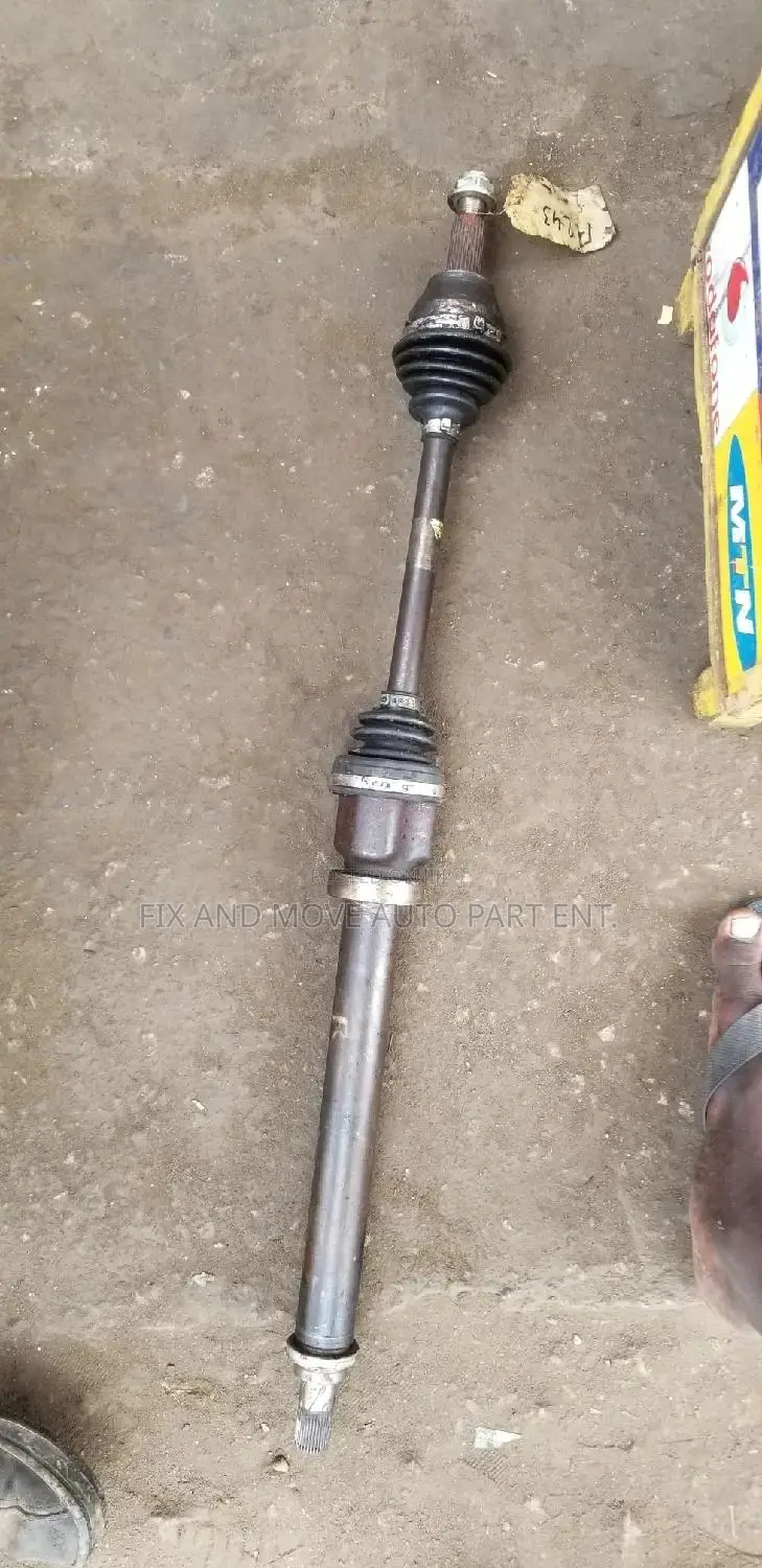 Ford Fiesta 2013-17 Drive Shaft Pair Available