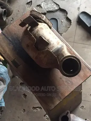 CATALYTIC CONVERTER in Stock for All Cars Range Rover/Honda