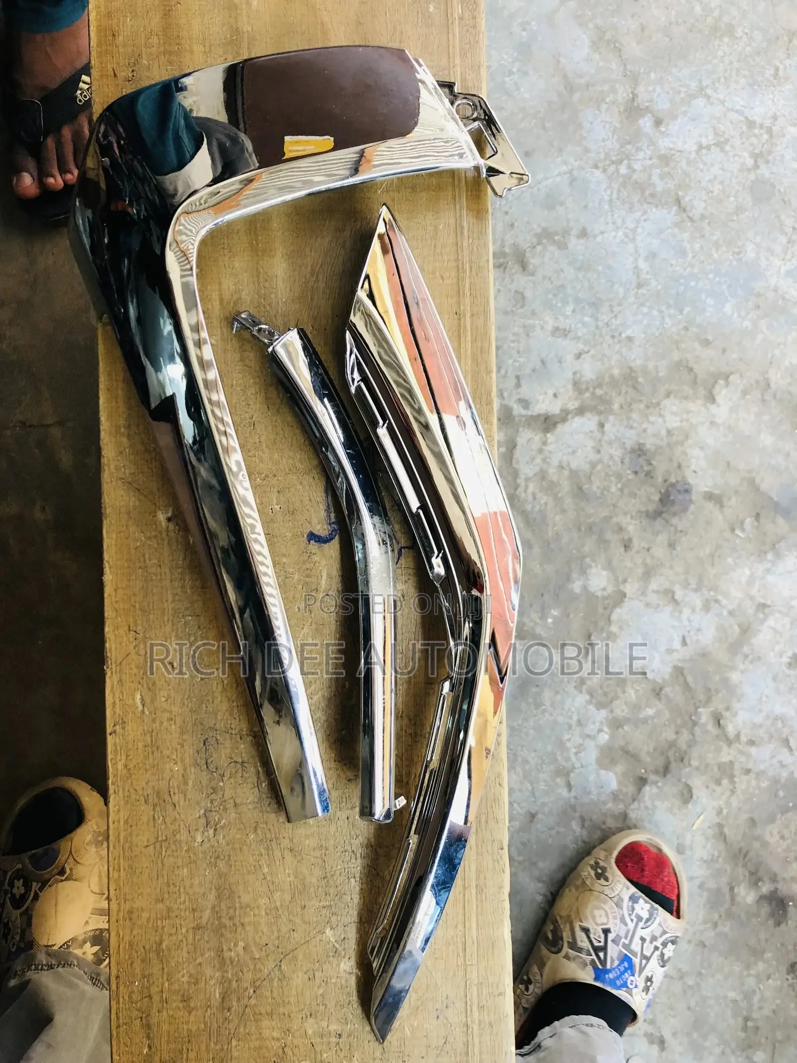 Outlander 2016 19 Front Bumper Shining Complete
