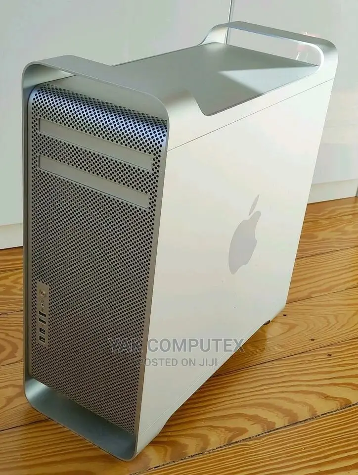 Desktop Computer Apple iMac Pro 24GB Intel Xeon SSHD (Hybrid) 1T