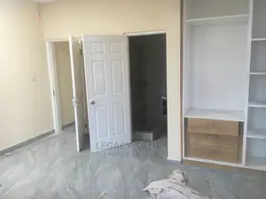 1bdrm Apartment in Legacy Consult, Spintex for rent