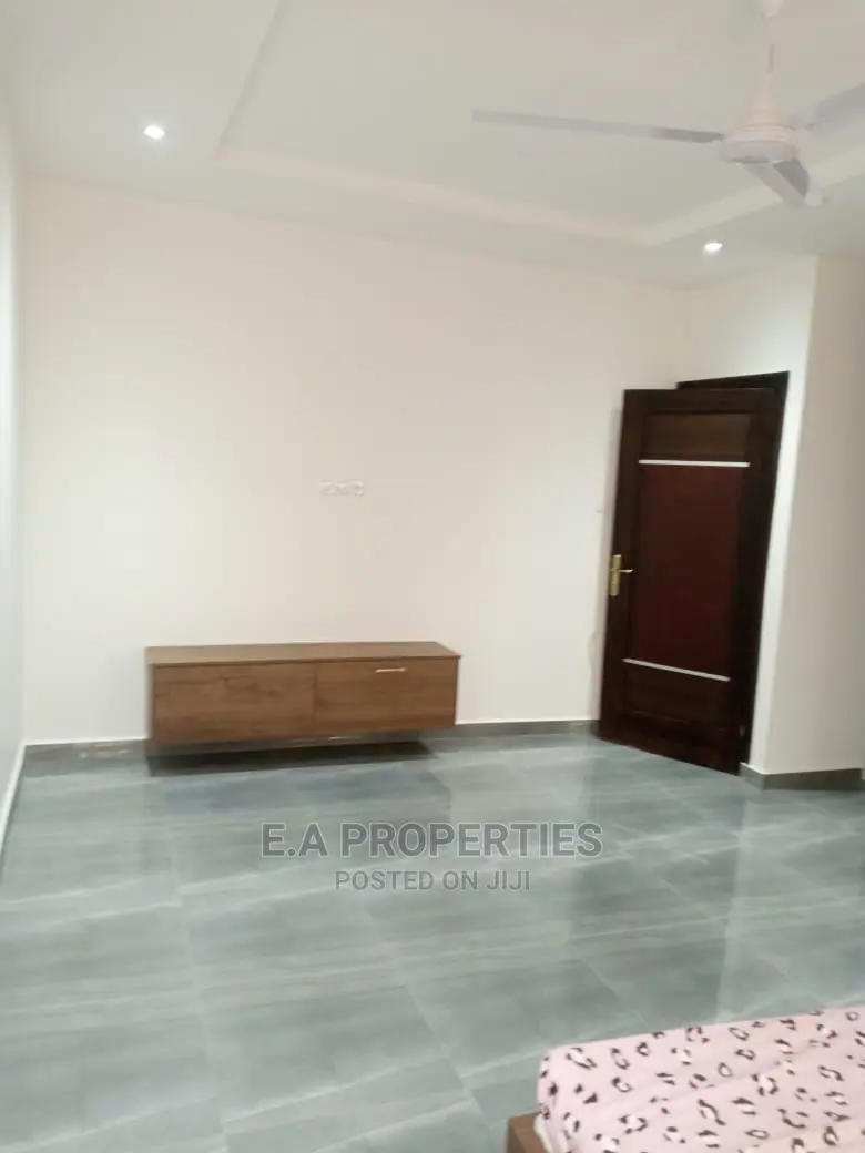 3bdrm House in E a Properties, Mile 7 for Sale