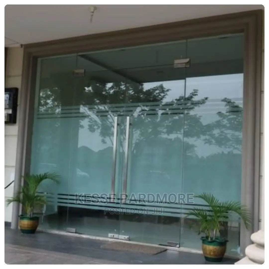 Glass Door With Frameless