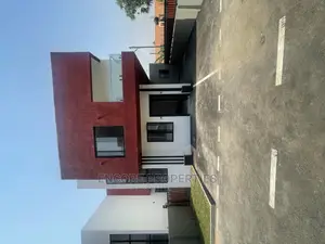 3bdrm Townhouse/Terrace in , East Legon for Sale