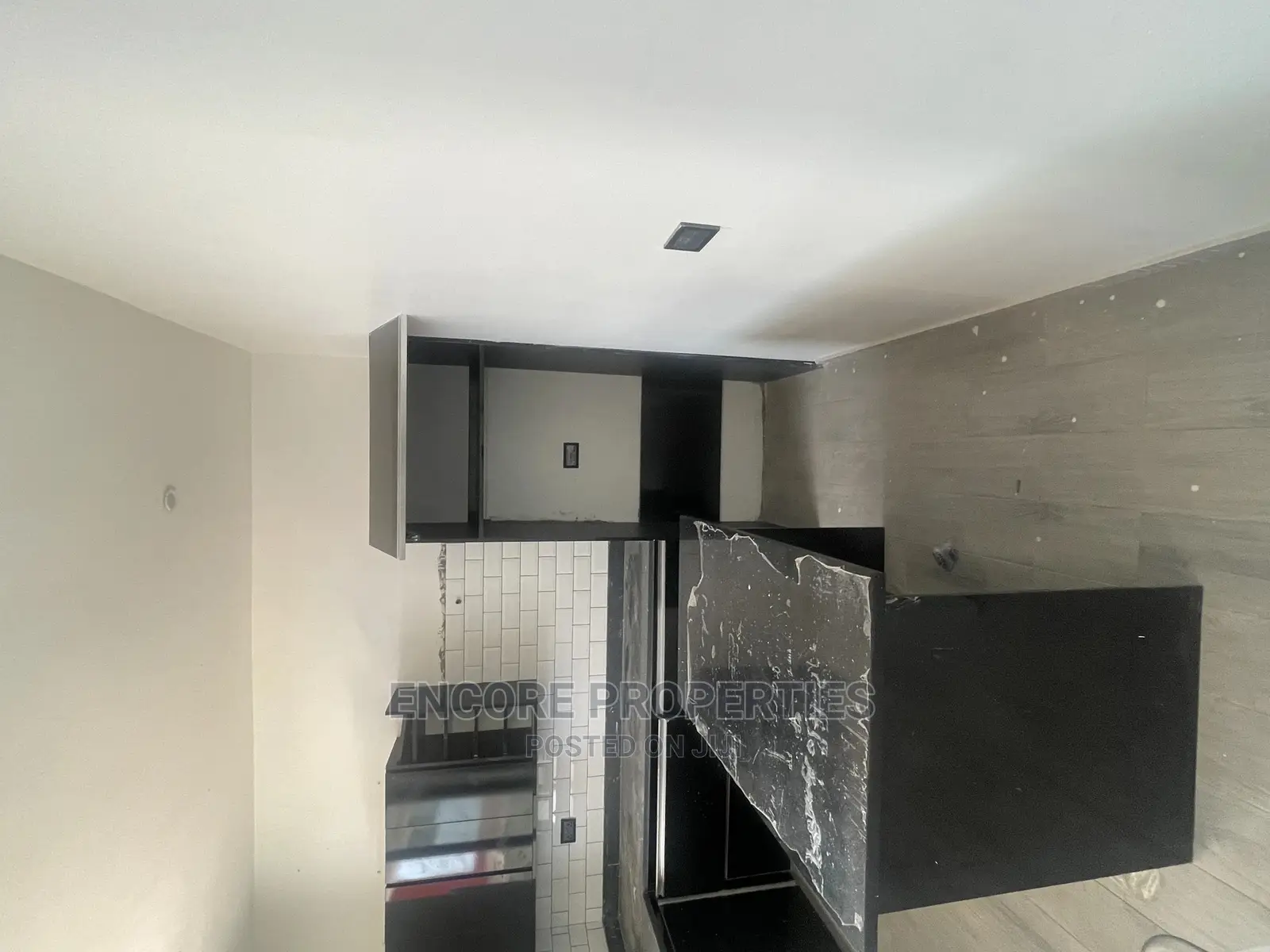 3bdrm Townhouse/Terrace in , East Legon for Sale