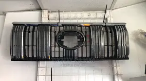 Landcruiser Prado 2018 Front Grille