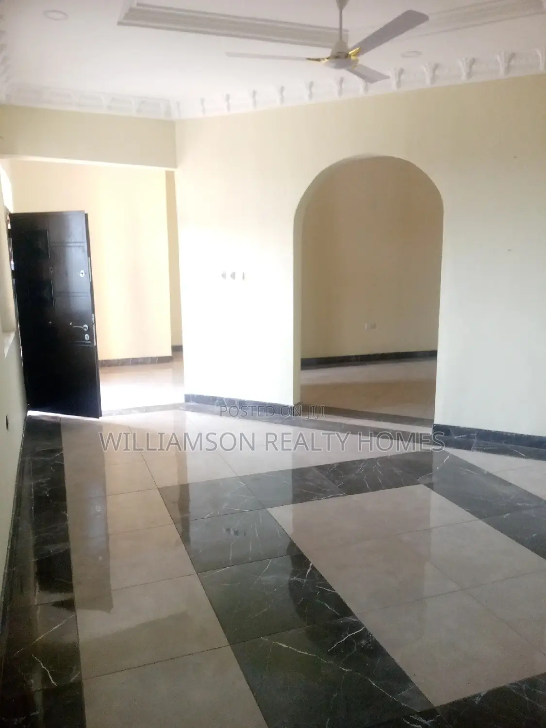 3bdrm Apartment in Hfc Estate, Spintex for rent