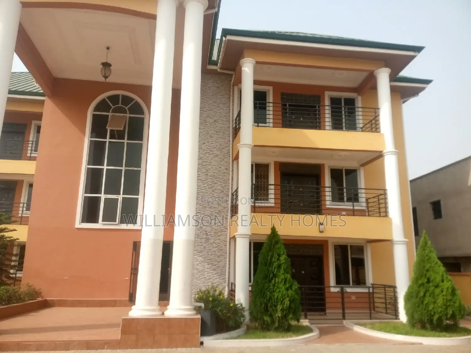 3bdrm Apartment in Hfc Estate, Spintex for rent