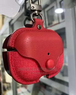 Modern Airpods Pro Leather Case