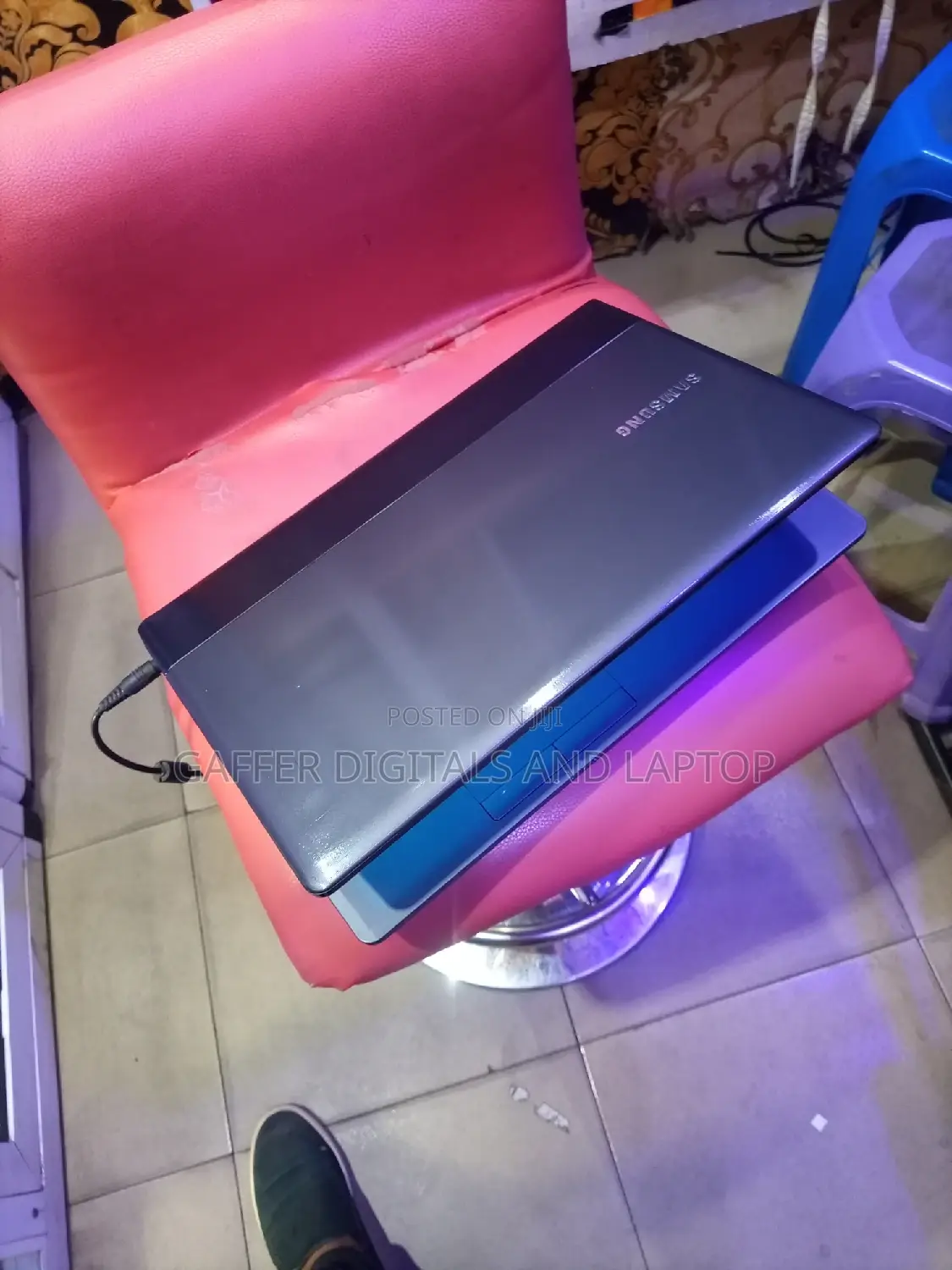 New Laptop Samsung N130 4GB Intel Core I3 HDD 320GB