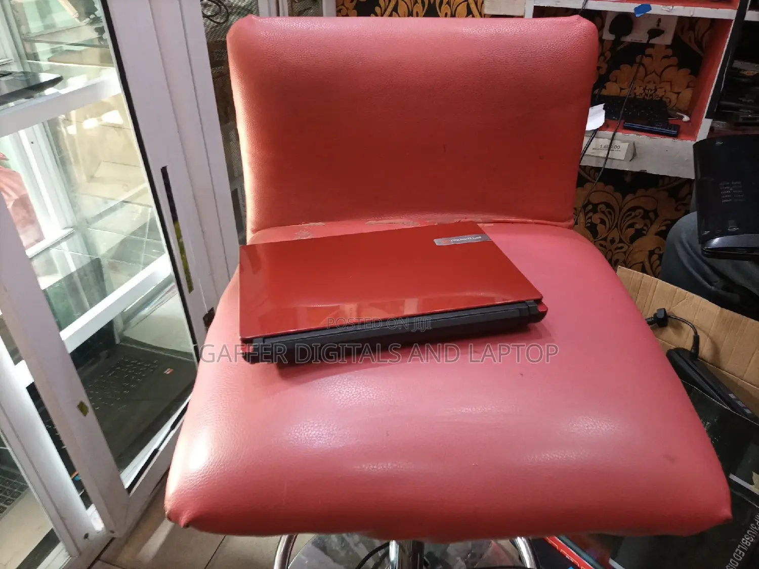 New Laptop Acer Aspire 1 2GB Intel Atom HDD 256GB