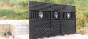 Strong Metal Gate