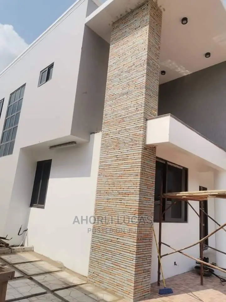 Affordable Stones Layer