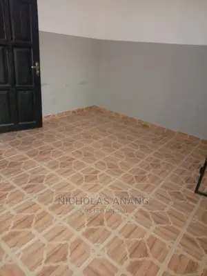 1bdrm House in Bush Road, New Town for Rent