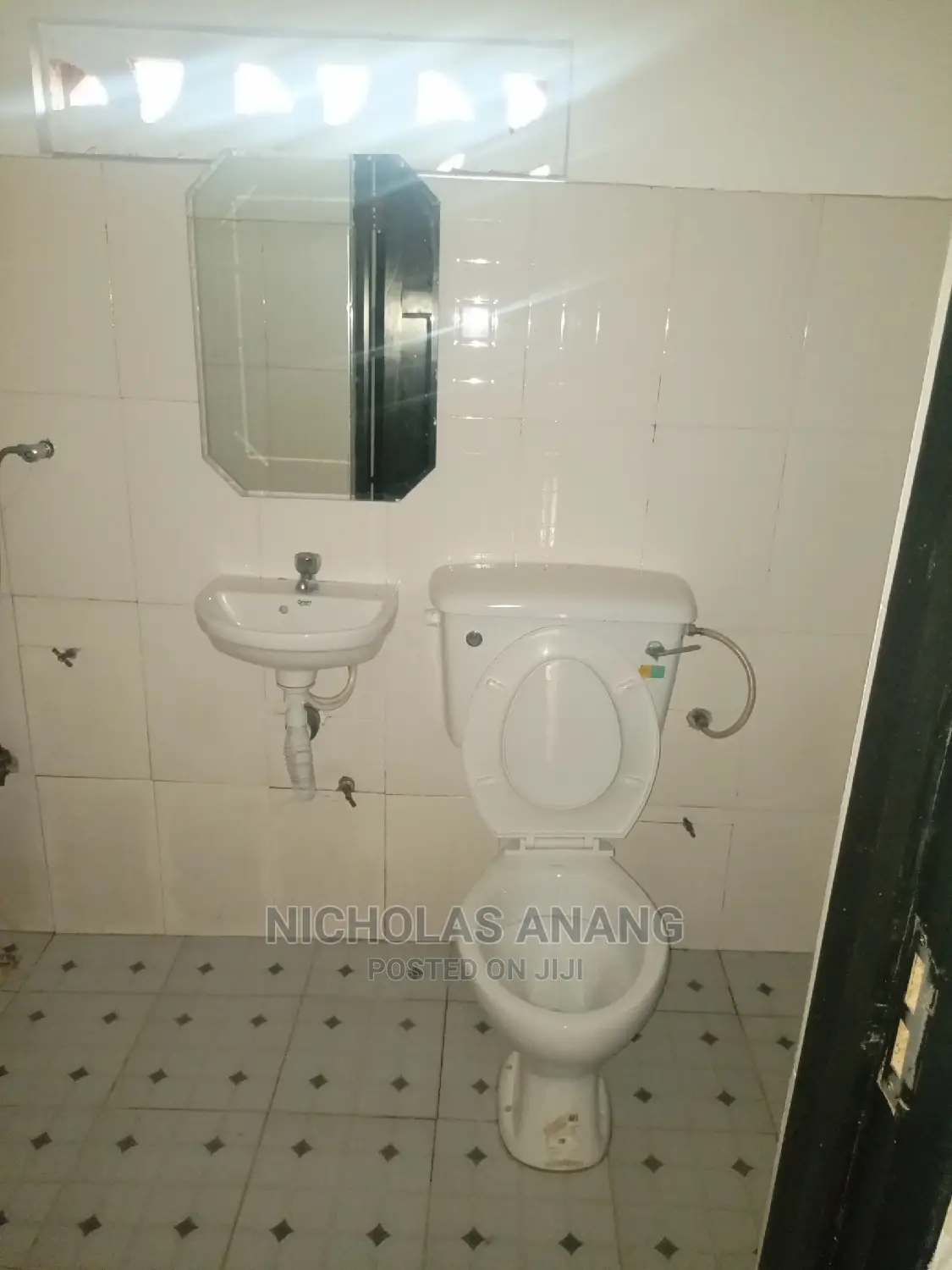 1bdrm House in Bush Road, New Town for Rent