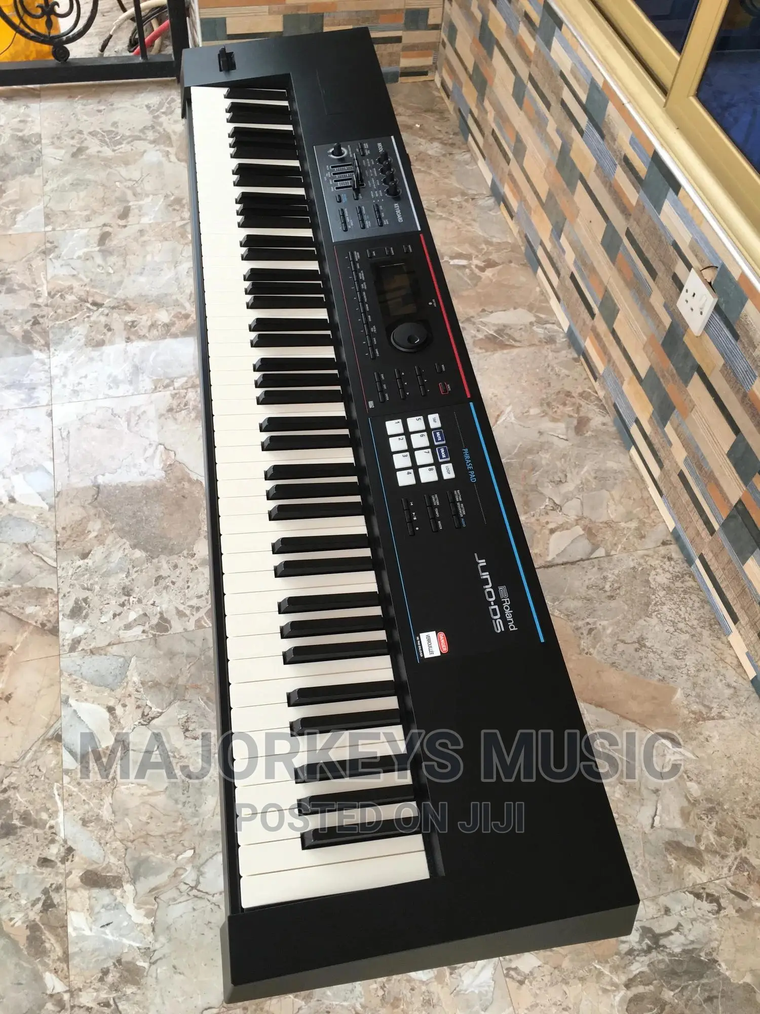 Roland Juno DS88 (88-key Weighted Action) Synthesizer
