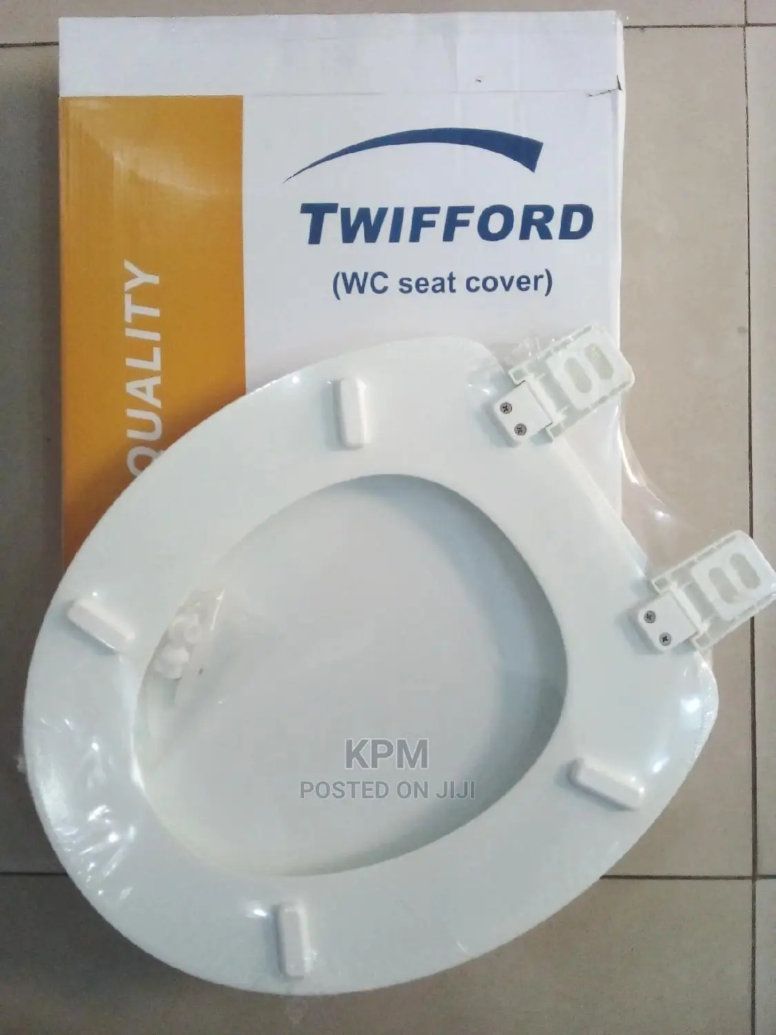 Twyford Heavy Wooden Seat Cover