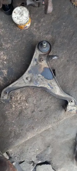 Nissan Pathfinder/Navara 2005-2008 Lower Arm Pair Available