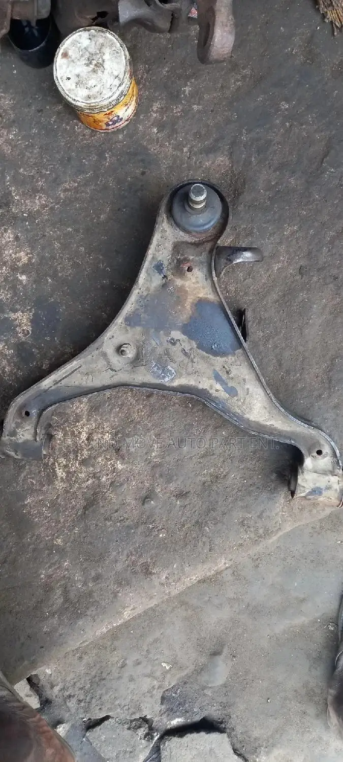 Nissan Pathfinder/Navara 2005-2008 Lower Arm Pair Available