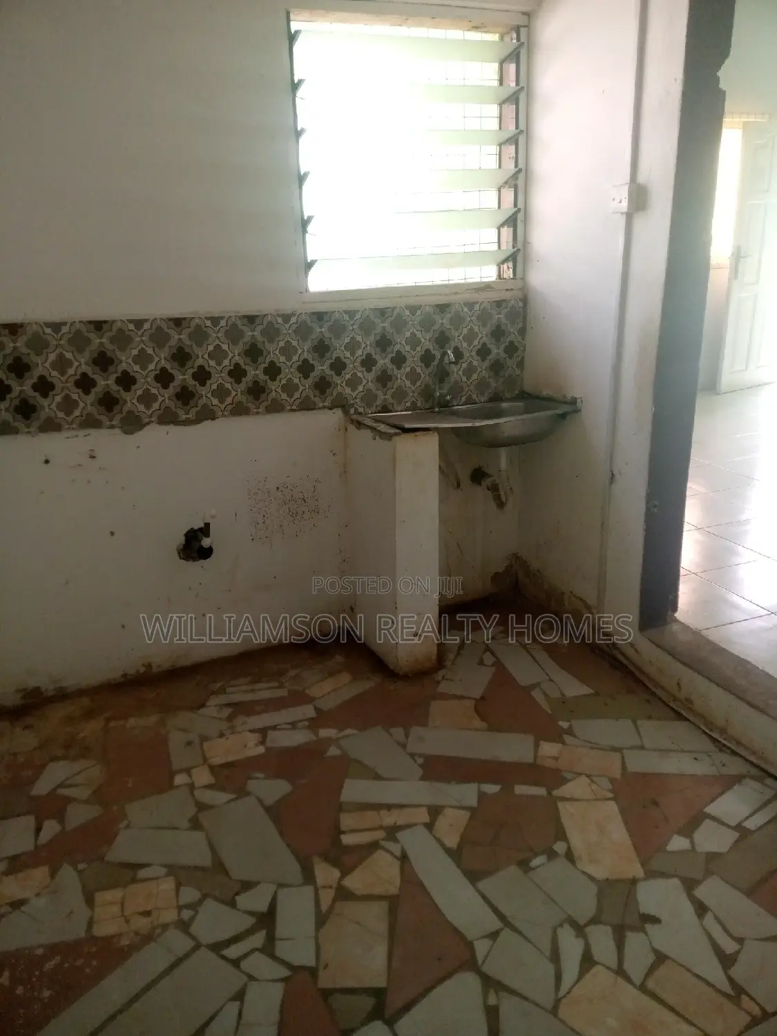 2bdrm Apartment in Coastal Estate, Spintex for rent