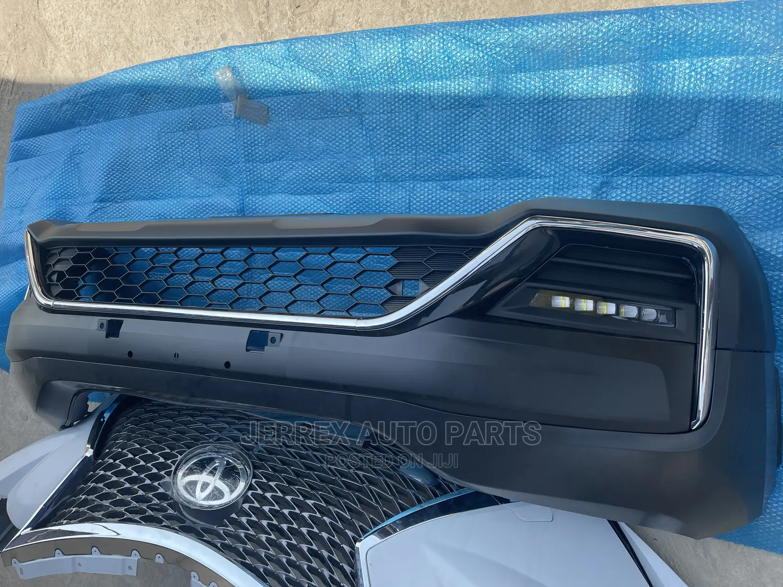 Honda Cr-v 2020-2022 Front Bumper Complete