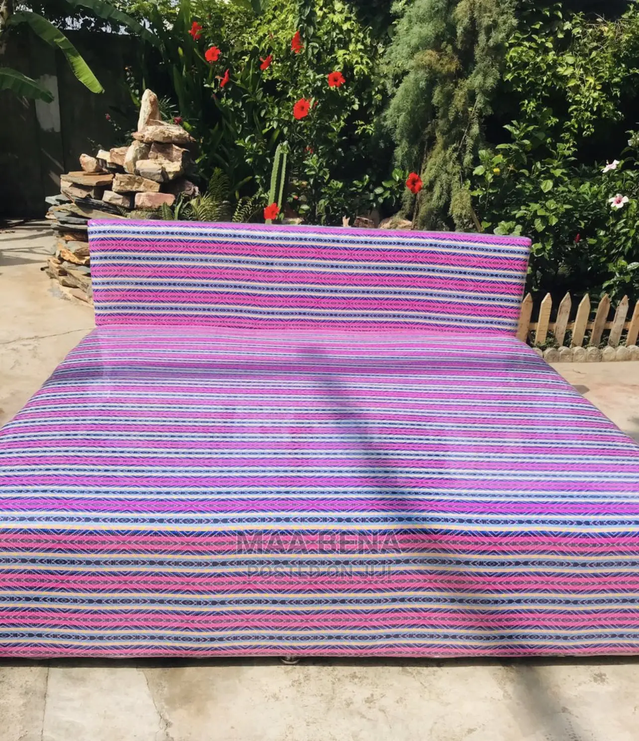 Queen Size Inbuilt / Complete Bed