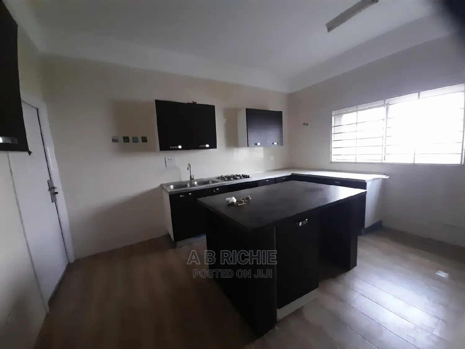 3bdrm Apartment in Tes Addo Community, Tseaddo for rent
