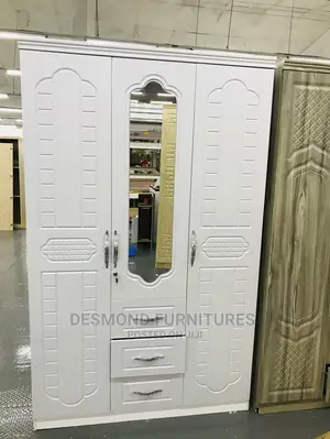 Three Doors Wardrobe With a Mirror (9603)
