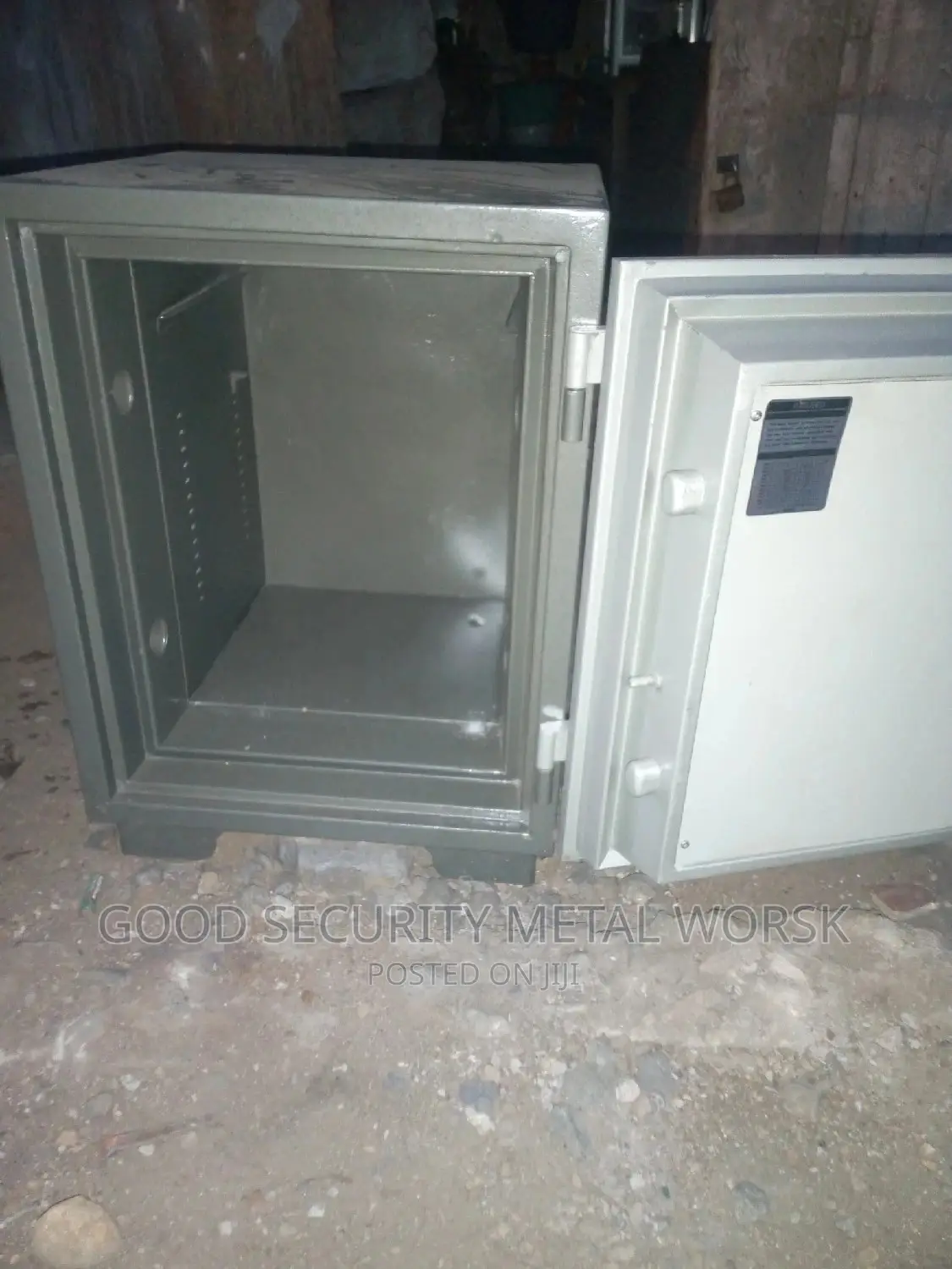 Used Money Safe