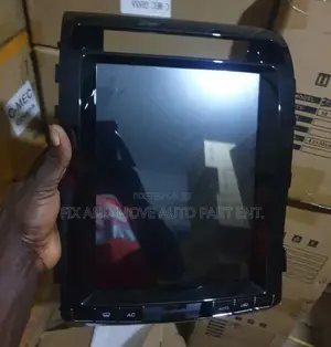 Land Cruiser GXR 200 2008-2015 Tesla Fullscreen Android System Fir