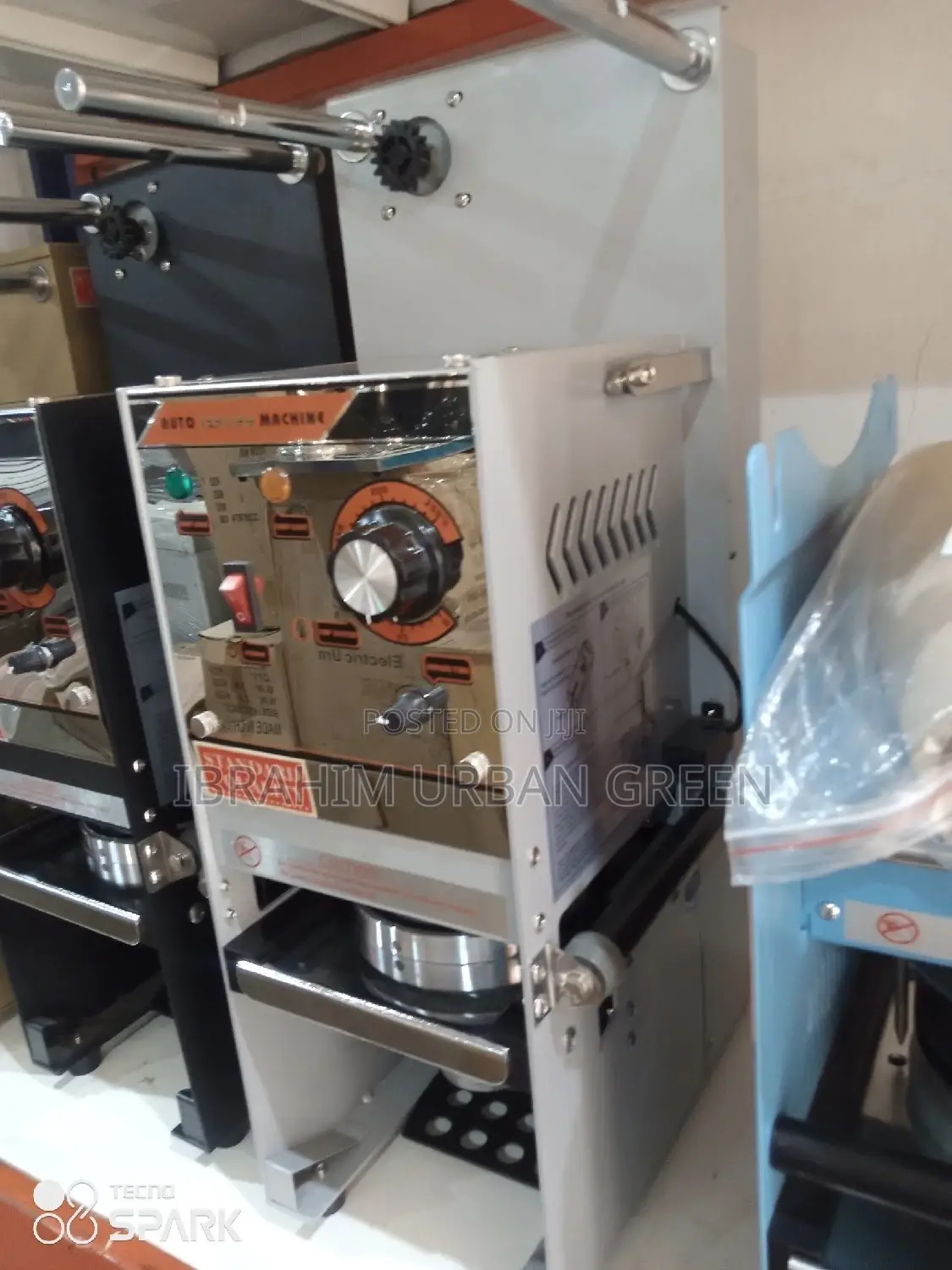 Cup Sealer Machine
