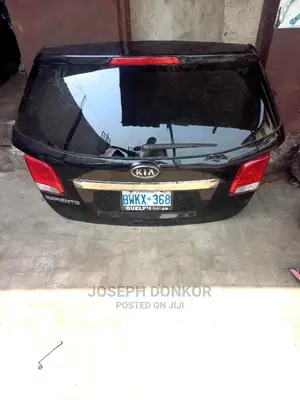 Kia Sorento 2010,2011,2013 Boot