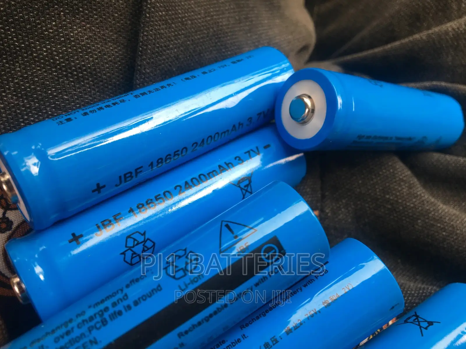 JBF 18650 3.7v
