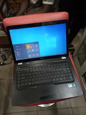 New Laptop HP Compaq Presario 2700 4GB Intel Celeron HDD 250GB