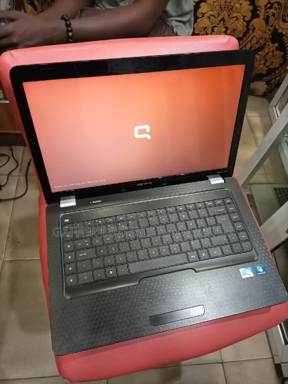 New Laptop HP Compaq Presario 2700 4GB Intel Celeron HDD 250GB