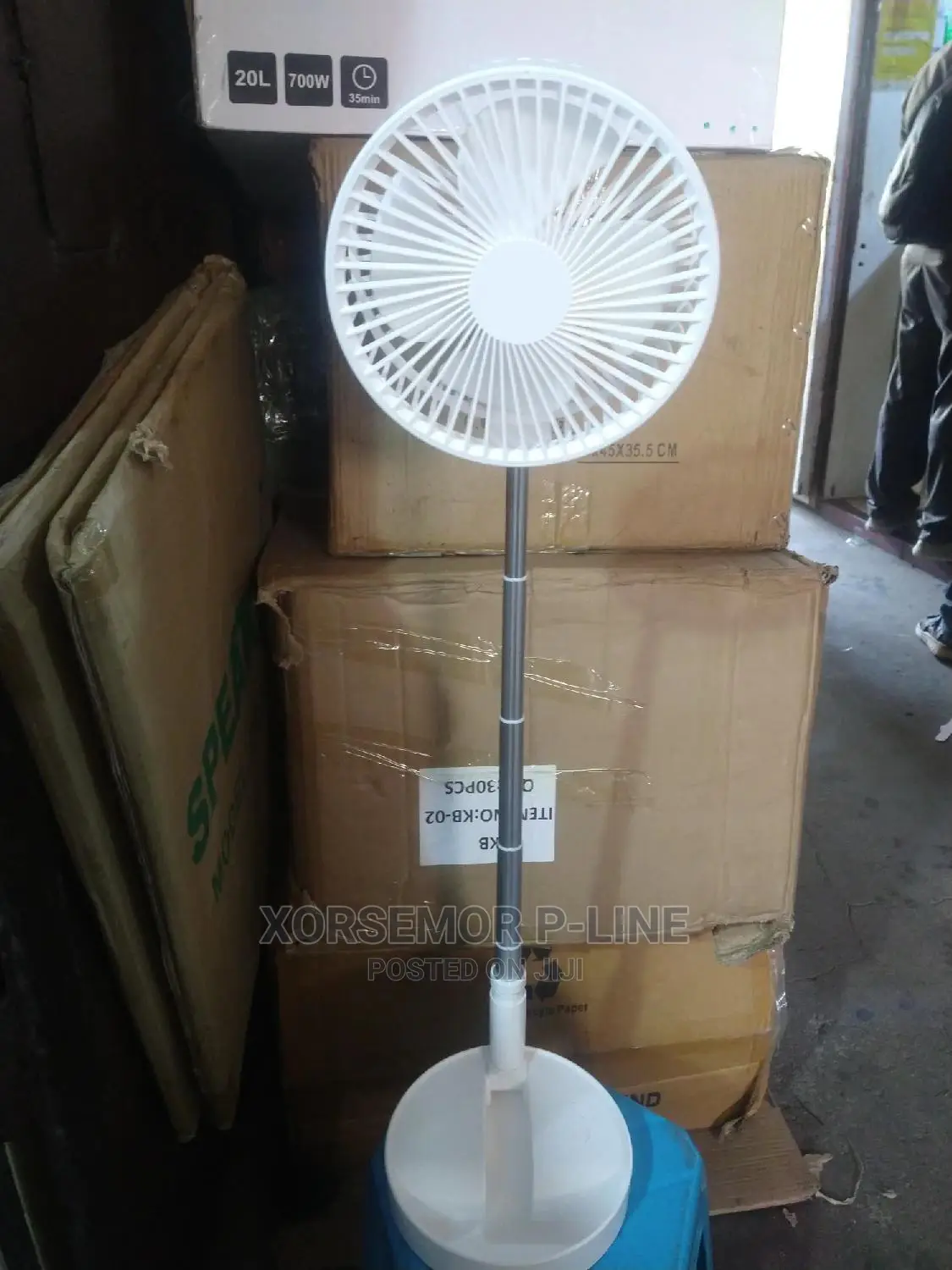 Rechargeable Adjustable Fan