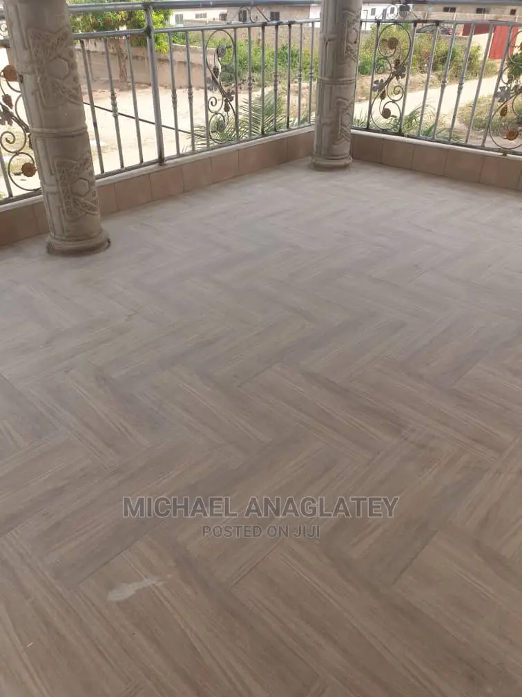 Tiller ( Dubai Professional Tiler and Plumbing