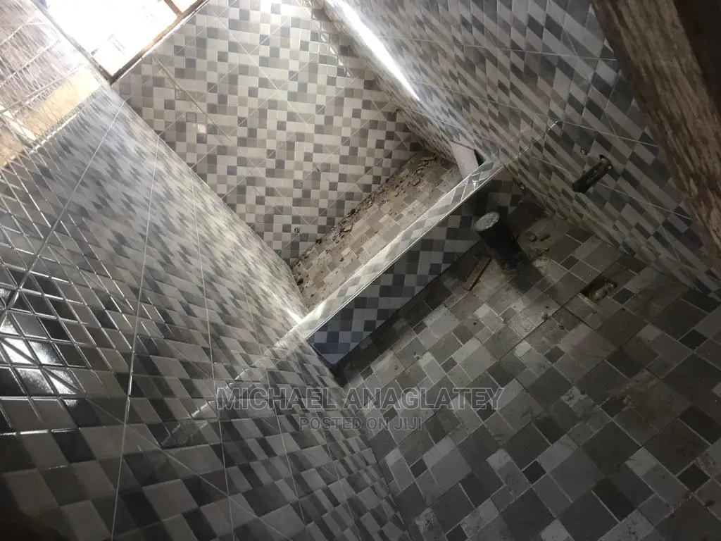 Tiller ( Dubai Professional Tiler and Plumbing