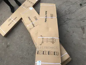 A Black 40kg Mobile TV Stand/Trolley for LED/LCD 32-70"