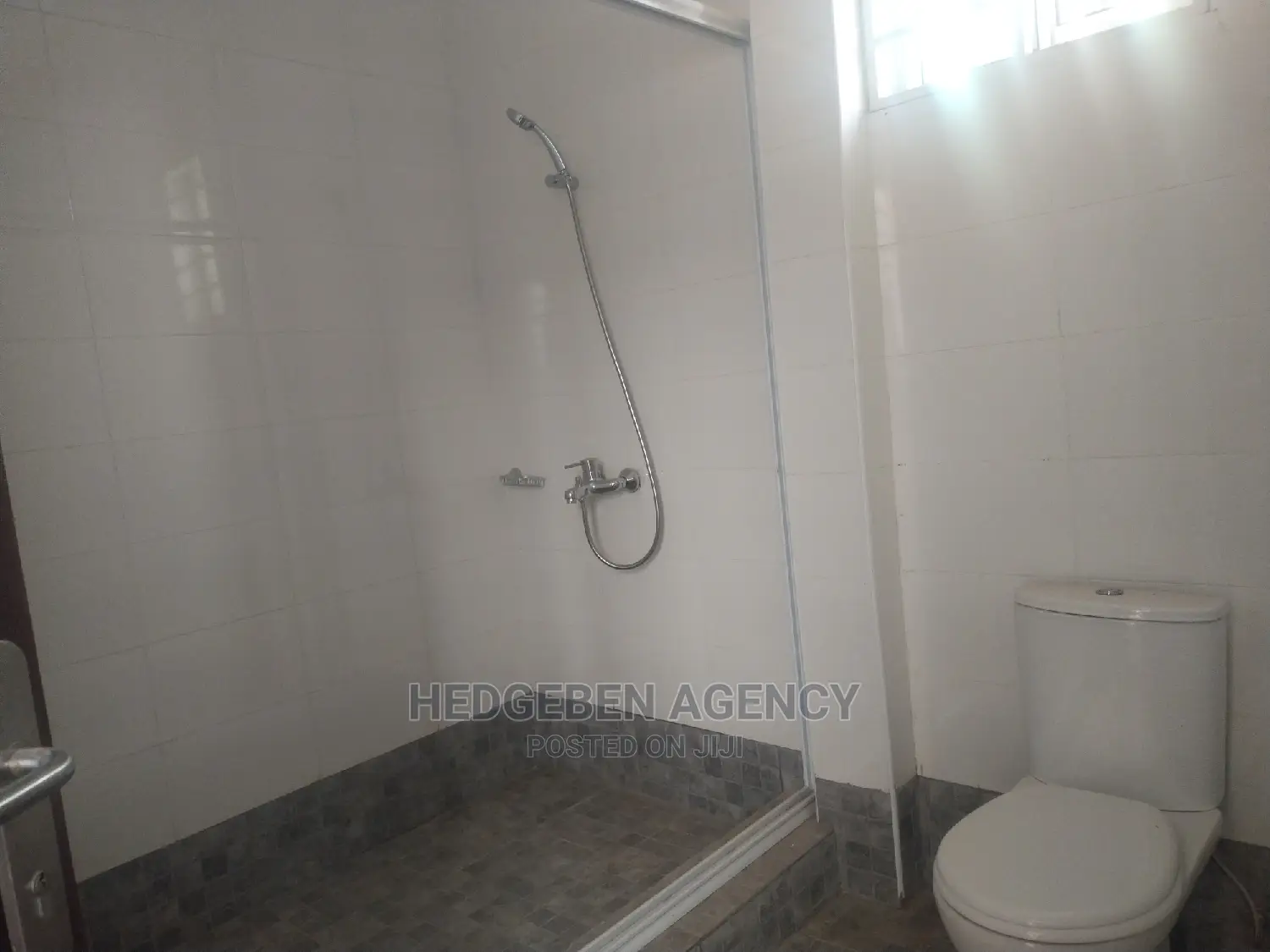 3bdrm Duplex in Adenta for rent