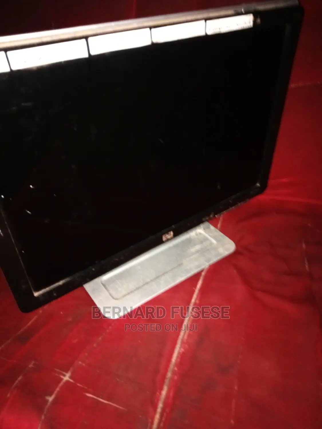 HP 19inch LCD Color Monitor