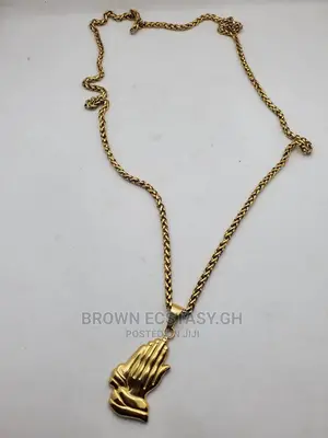 Pray Necklace