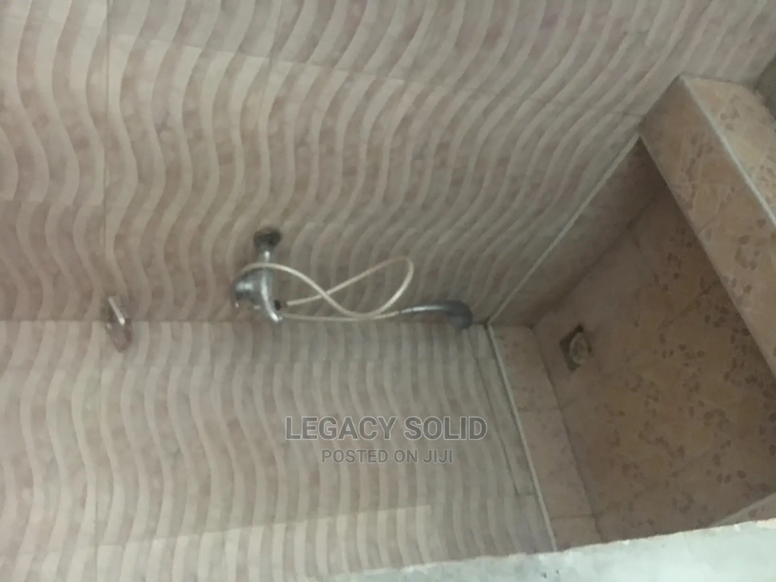 2bdrm Apartment in Legacy Solid Real, Ledzokuku-Krowor for rent