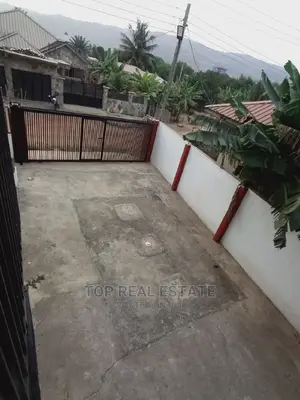 2bdrm Apartment in Danfa, Adenta for rent