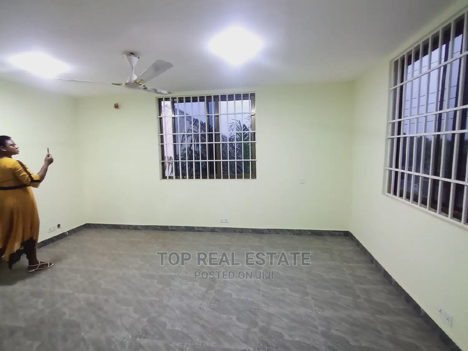 2bdrm Apartment in Danfa, Adenta for rent